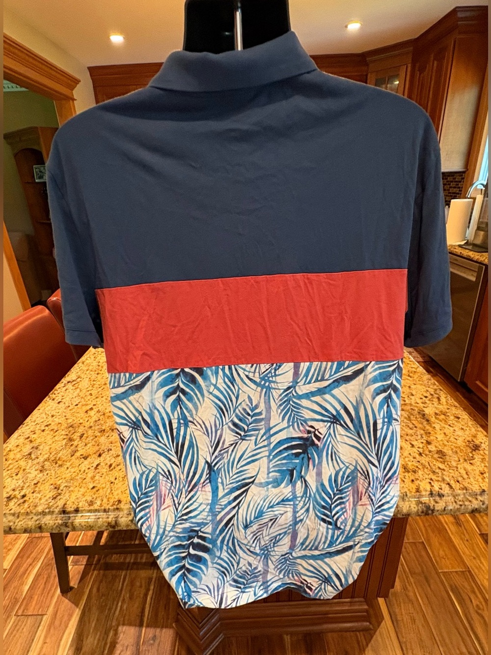 Armani Exchange men’s polo. Sharp blue & red with tropical print & logo. 2XL - Picture 5 of 5